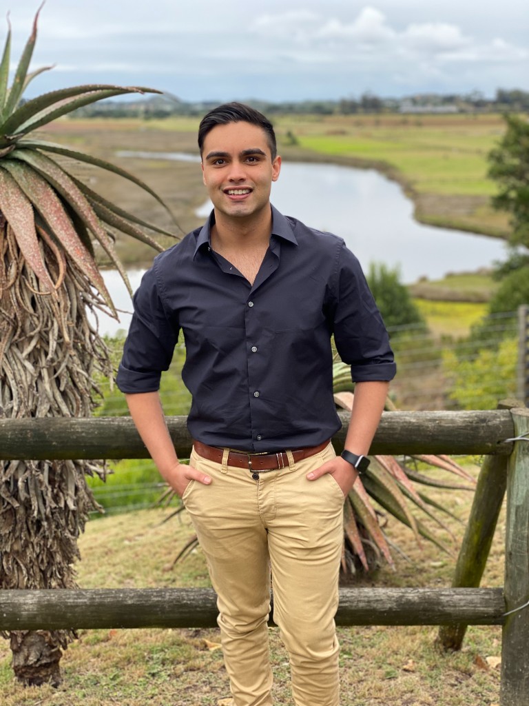 Guneev Singh - CEO at GEE33